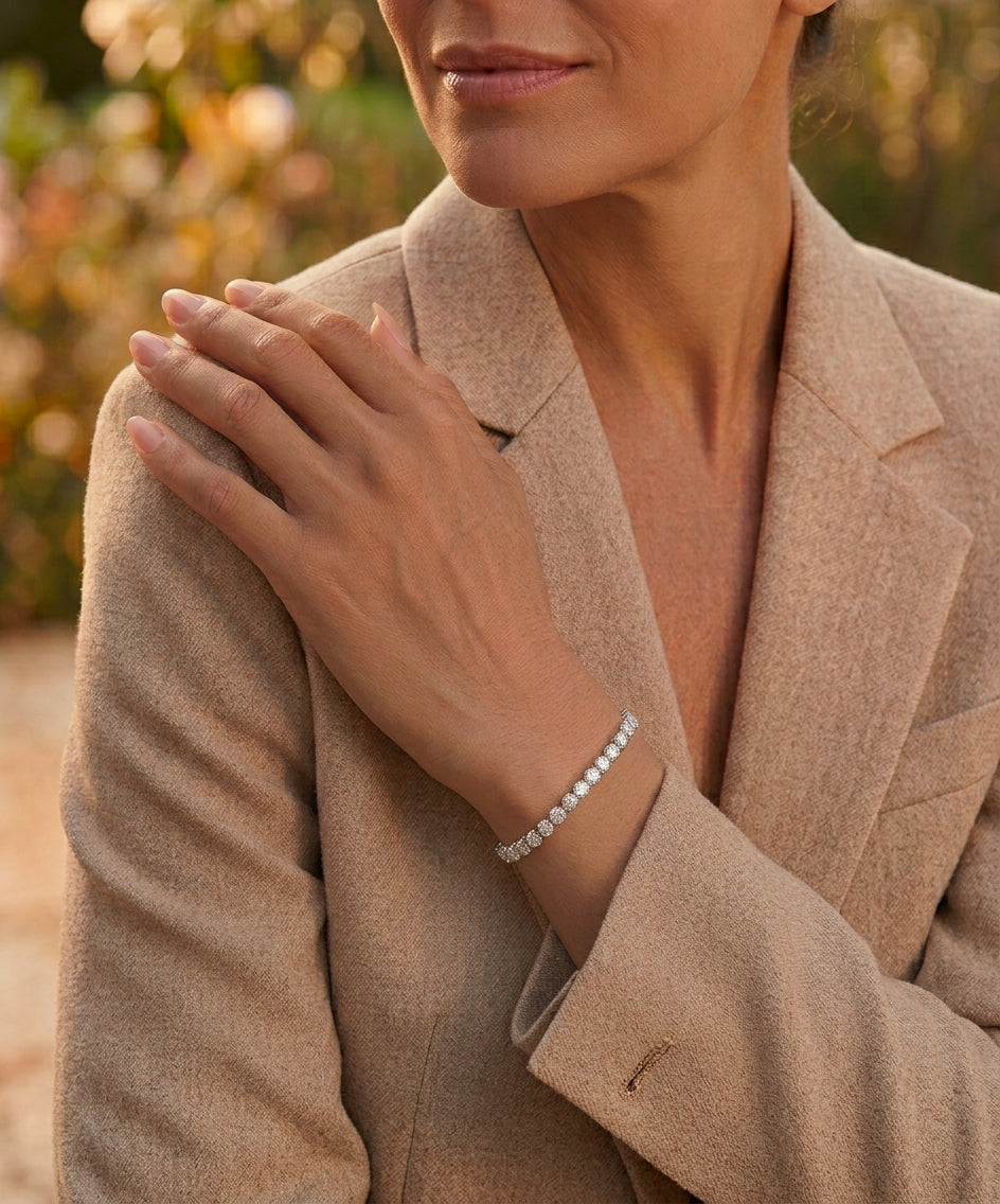 Round Shape White Gold Tennis Bracelet (0.1cts/ pcs)